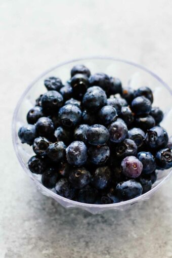 Bowl of blueberries