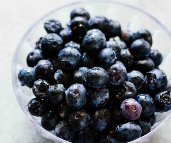 Bowl of blueberries