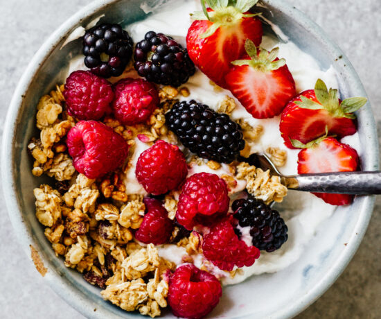 Granola & Yogurt Bowls: Triple Berry Yogurt Bowl!