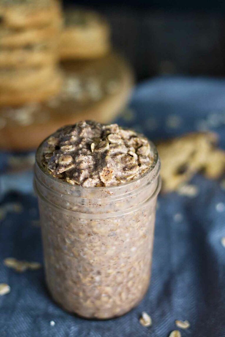  Oatmeal Cookie Overnight Oats in a mason jar