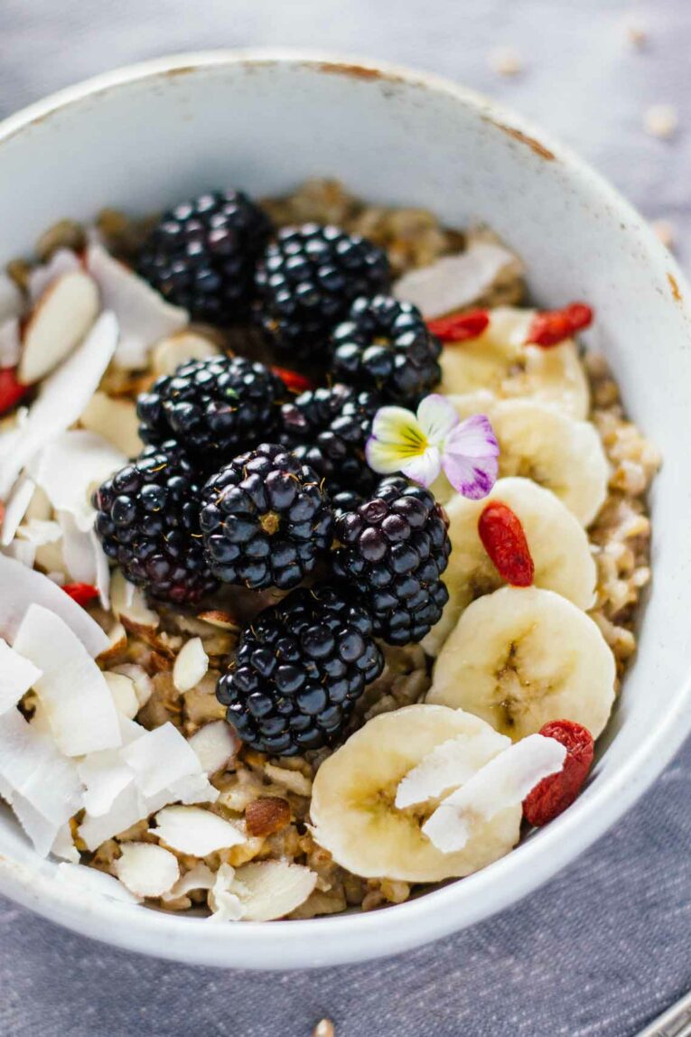 YUM! Blackberry & Coconut Buckwheat Porridge. GF, V, DF, and Refined Sugar Free!