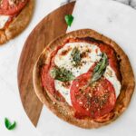 10-Minute Margherita Pita Bread Pizzas! YUM!