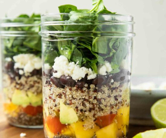 Central American Salad In A Jar! | Healthy Lunch Ideas For Work (or Back To School)!