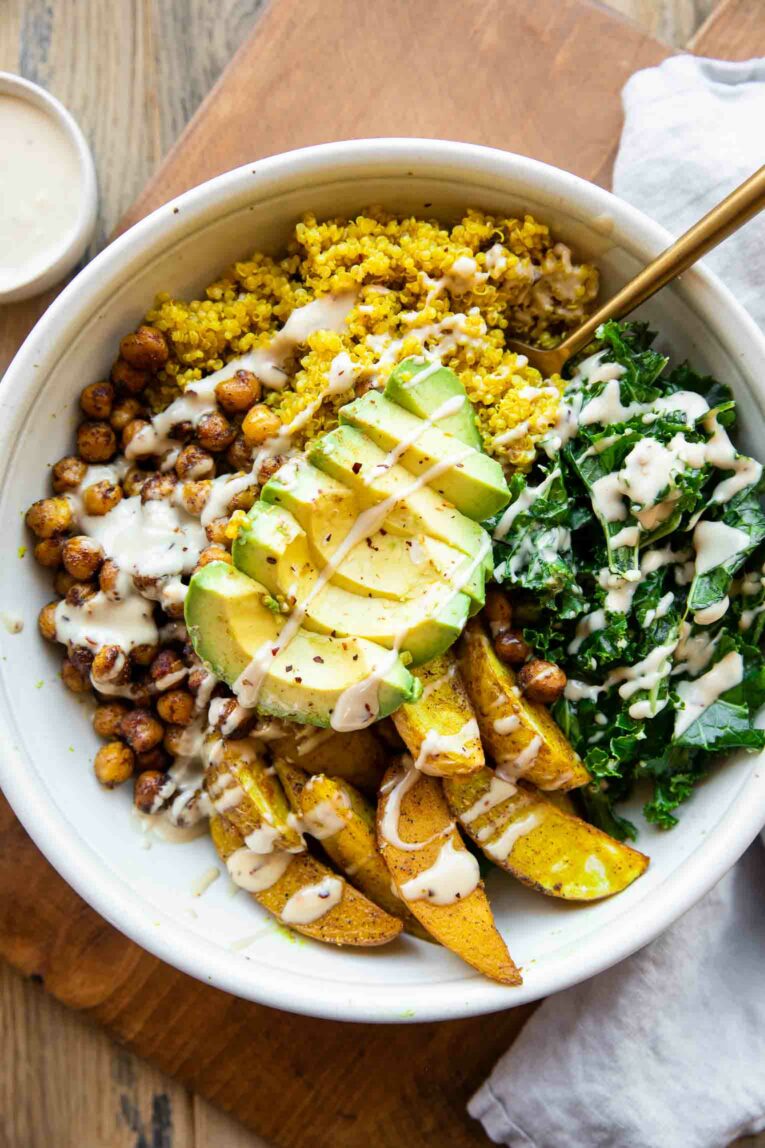 Vegan Turmeric Quinoa Power Bowls! | Healthy Lunch Ideas For Work (And Back To School)