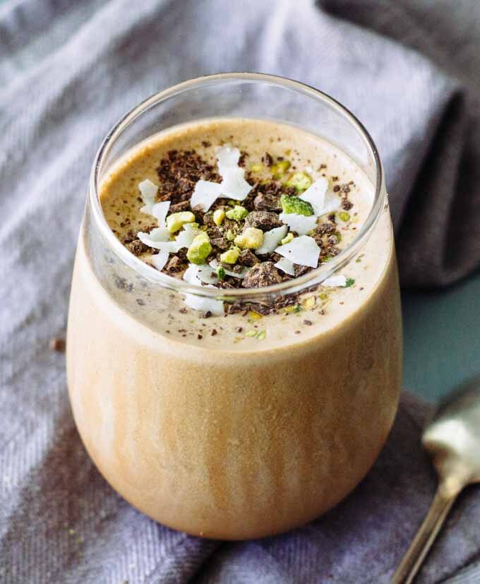 Creamy Mocha Coffee Smoothie! YUM!