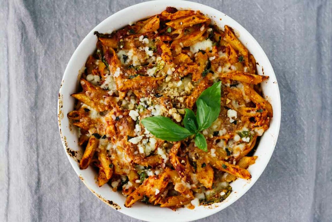 One-Pot Basil Chicken Baked Ziti!