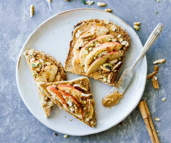 Apple Cinnamon Peanut Butter Breakfast Toast!