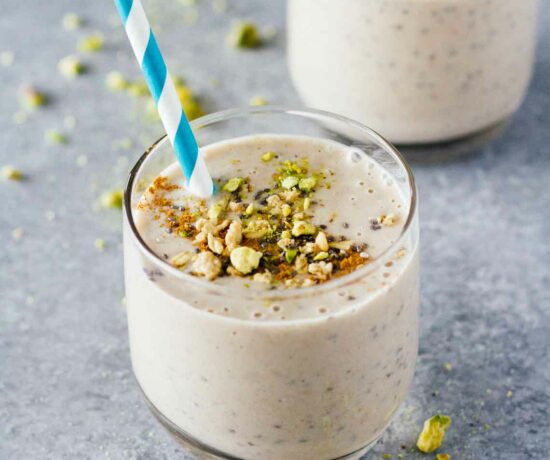 Banana Cashew Butter Chia Seed Smoothie! Vegan, vegetarian, gluten free, refined sugar free, 5 minutes. SO good!