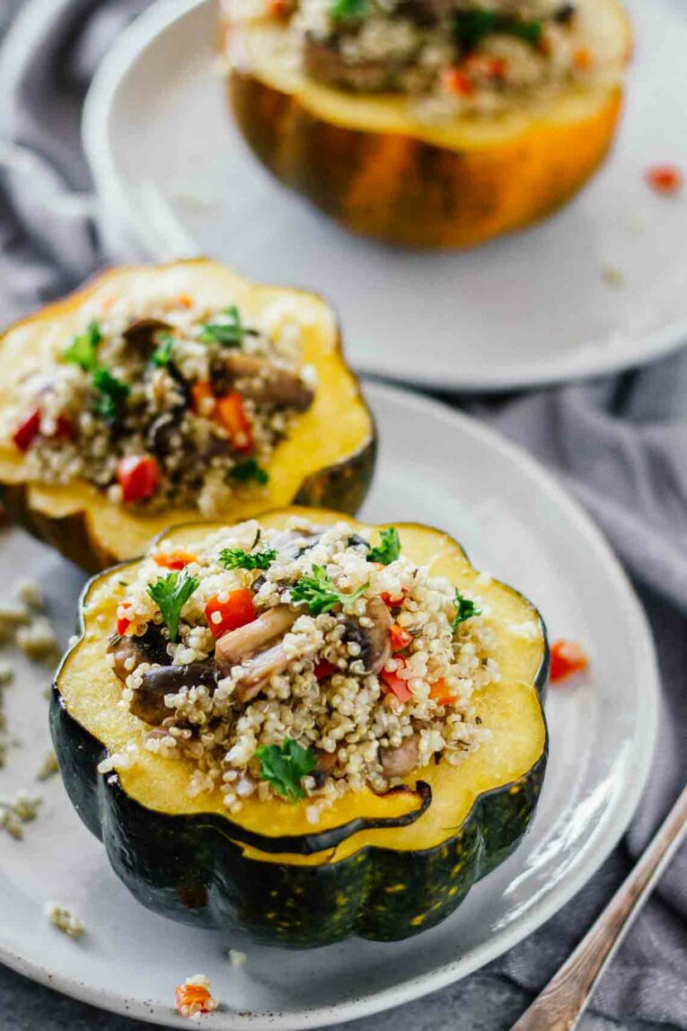 Quinoa & Mushroom Stuffed Acorn Squash! Gluten-free, vegan, and vegetarian. Super easy to make!