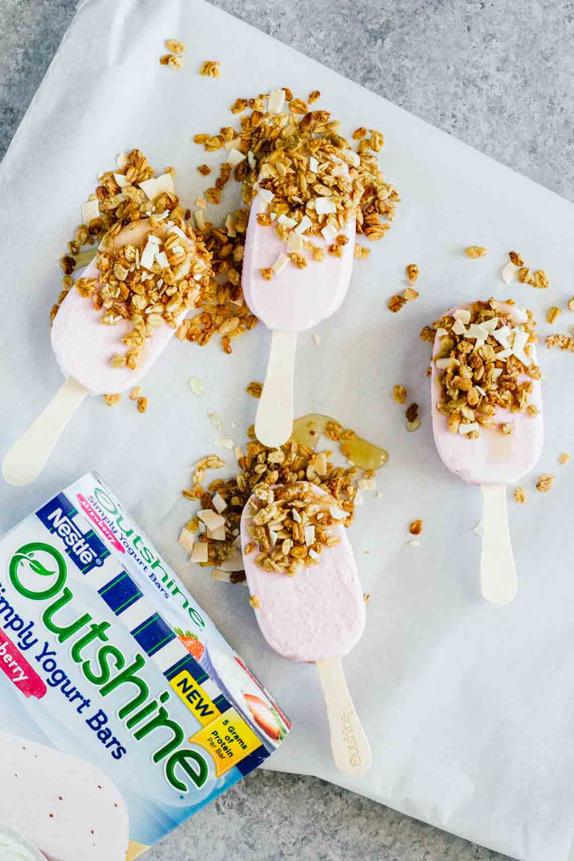 Strawberry Frozen Breakfast Yogurt Bars!