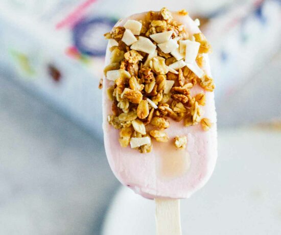 Strawberry Frozen Breakfast Yogurt Bars!