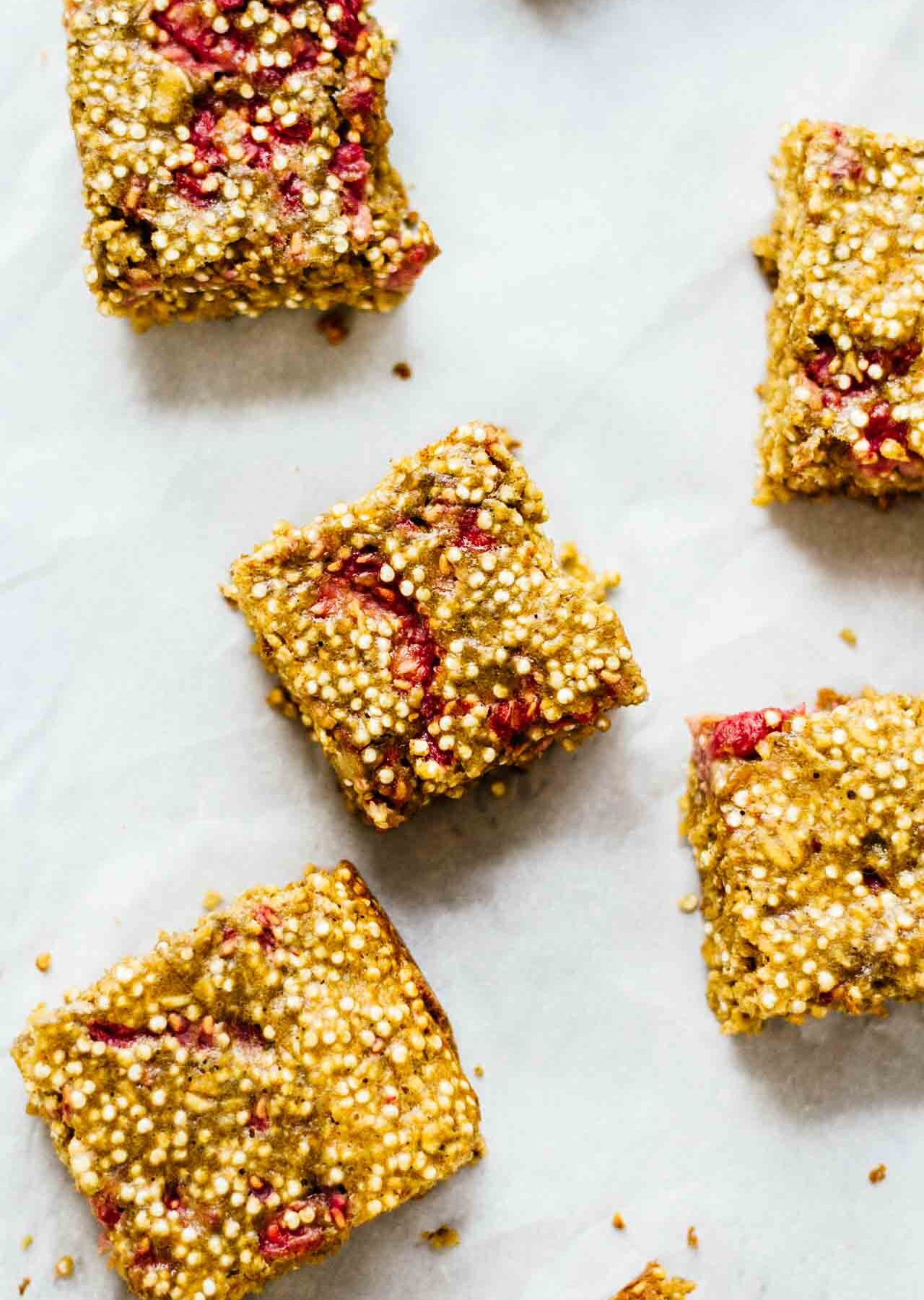 Easy Raspberry Breakfast Quinoa Bars!