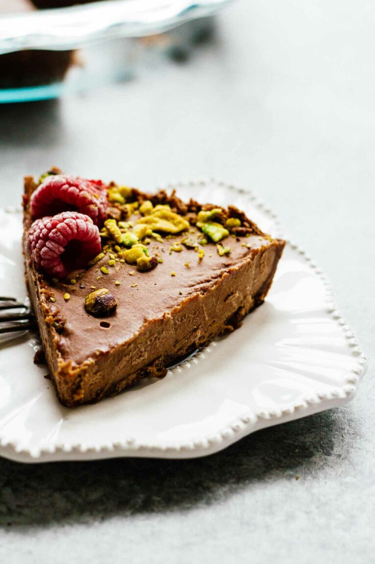 No-Bake Chocolate Hazelnut Pie slice close up on a white plate