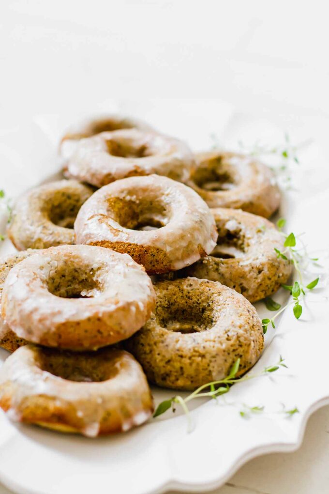 Lemon Poppyseed Healthy Baked Donuts by Jar Of Lemons!