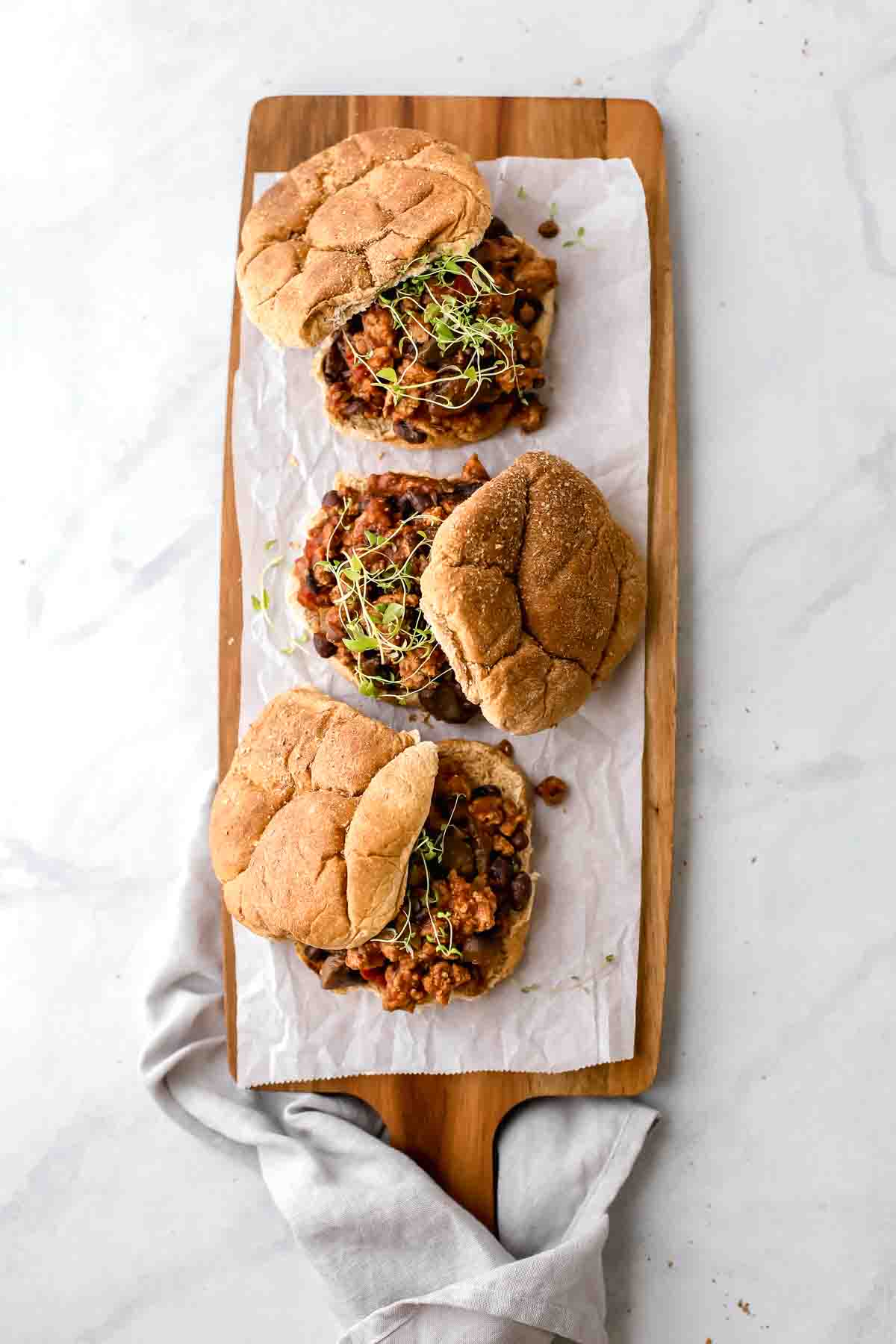30-Minute Healthy Sloppy Joes Recipe (Freezer Meal)! Gluten free, easy to make, and perfect for a weeknight dinner.