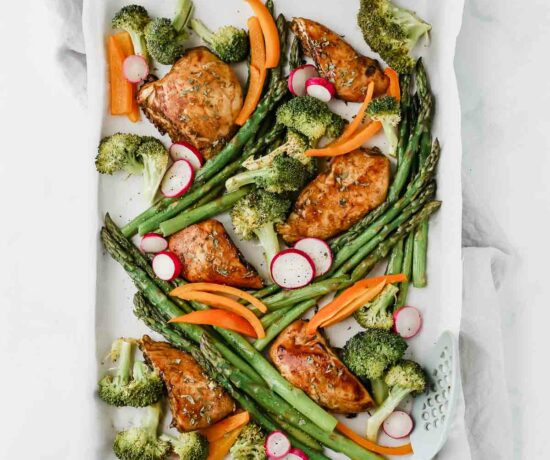 There's nothing like a good, easy sheet pan dinner recipe. Especially when it's this Honey Balsamic Chicken & Veggies recipe, which can also be made into a freezer meal! (Gluten-Free, Dairy-Free)