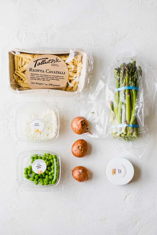 Looking for a quick and easy solution to healthy weeknight dinners? Then Sun Basket might be for you. Today, I'm sharing all about my week with Sun Basket (an honest review along with an unboxing video and a promo code)! Sun Basket ingredients on a countertop.