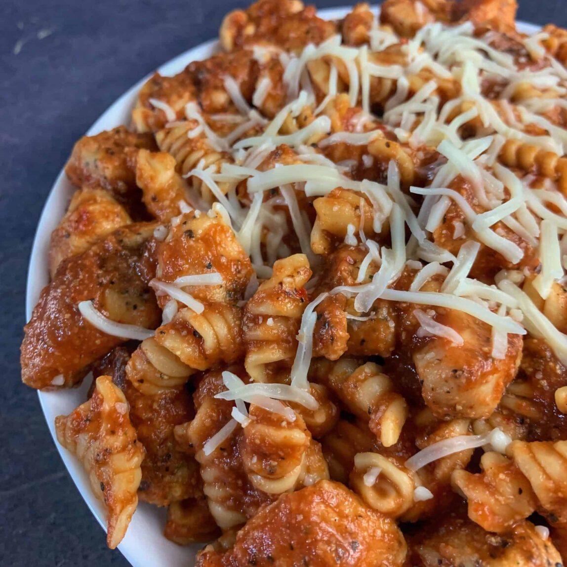 Garlic Parmesan Healthy Chicken Pasta