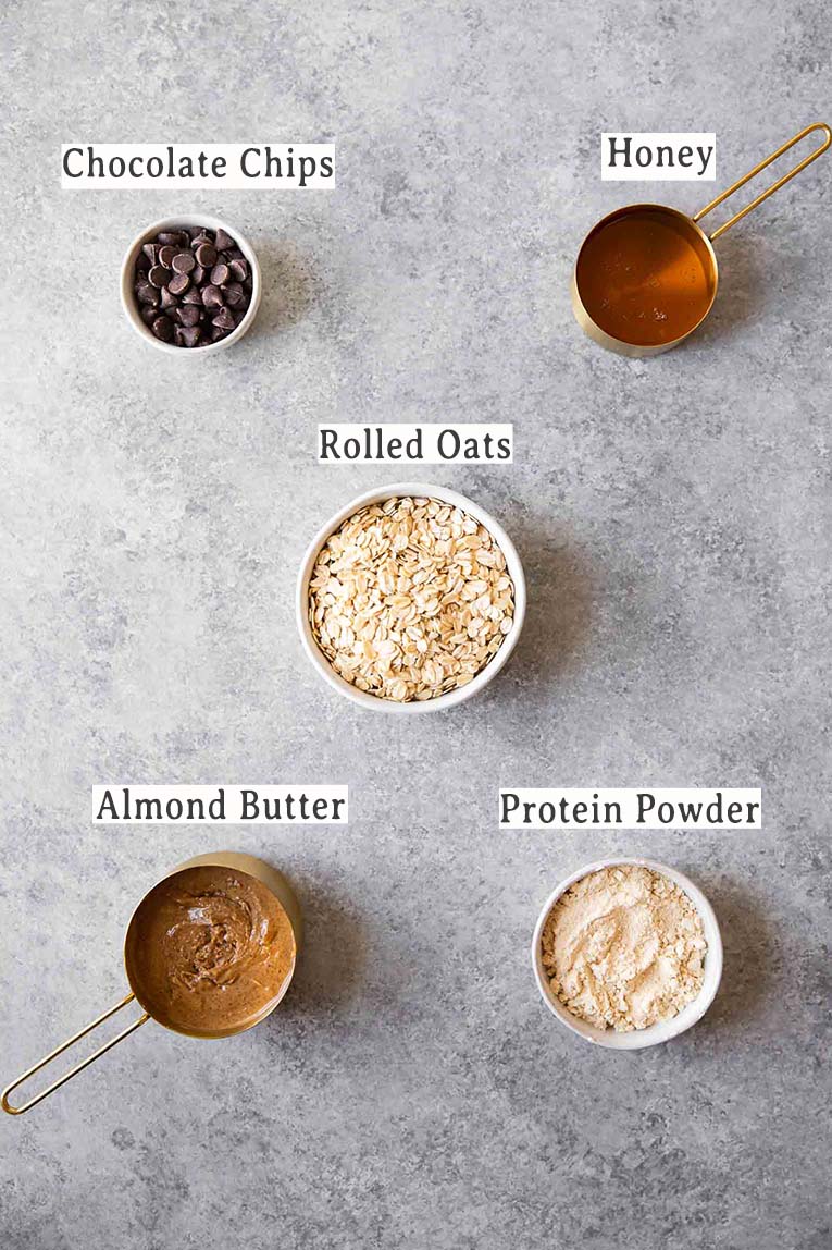 Ingredients for no bake oatmeal protein bars.