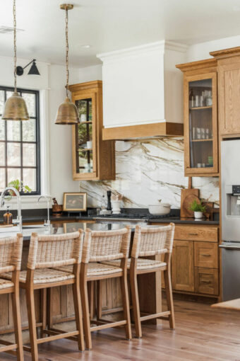 Angled photo of the Jar Of Lemons new kitchen.