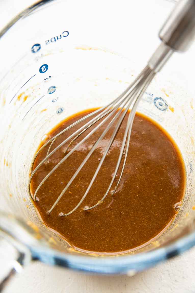 Thai-inspired sauce for lettuce wraps.