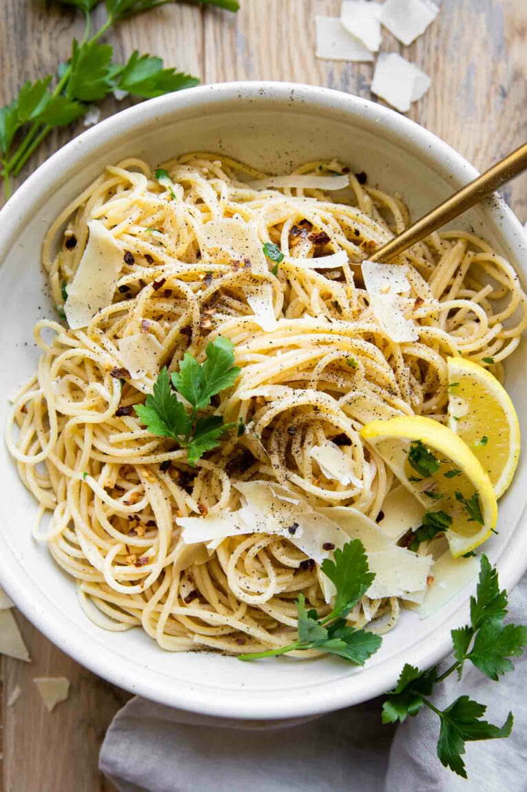 Easy Lemon Garlic Pasta recipe in a large bowl.