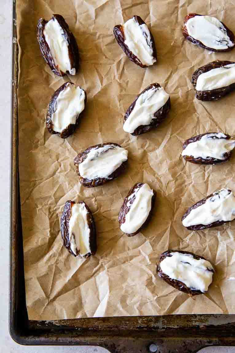 Stuffed Dates with yogurt.