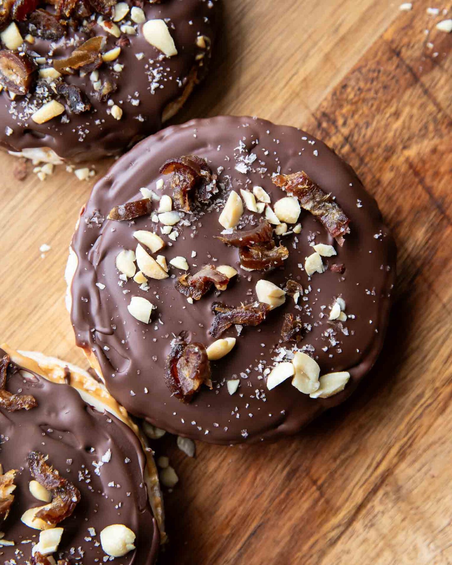 Healthy snickers rice cake snack.