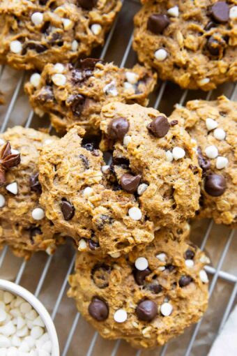 Top shot photo of healthy Pumpkin Oatmeal Cookie recipe.