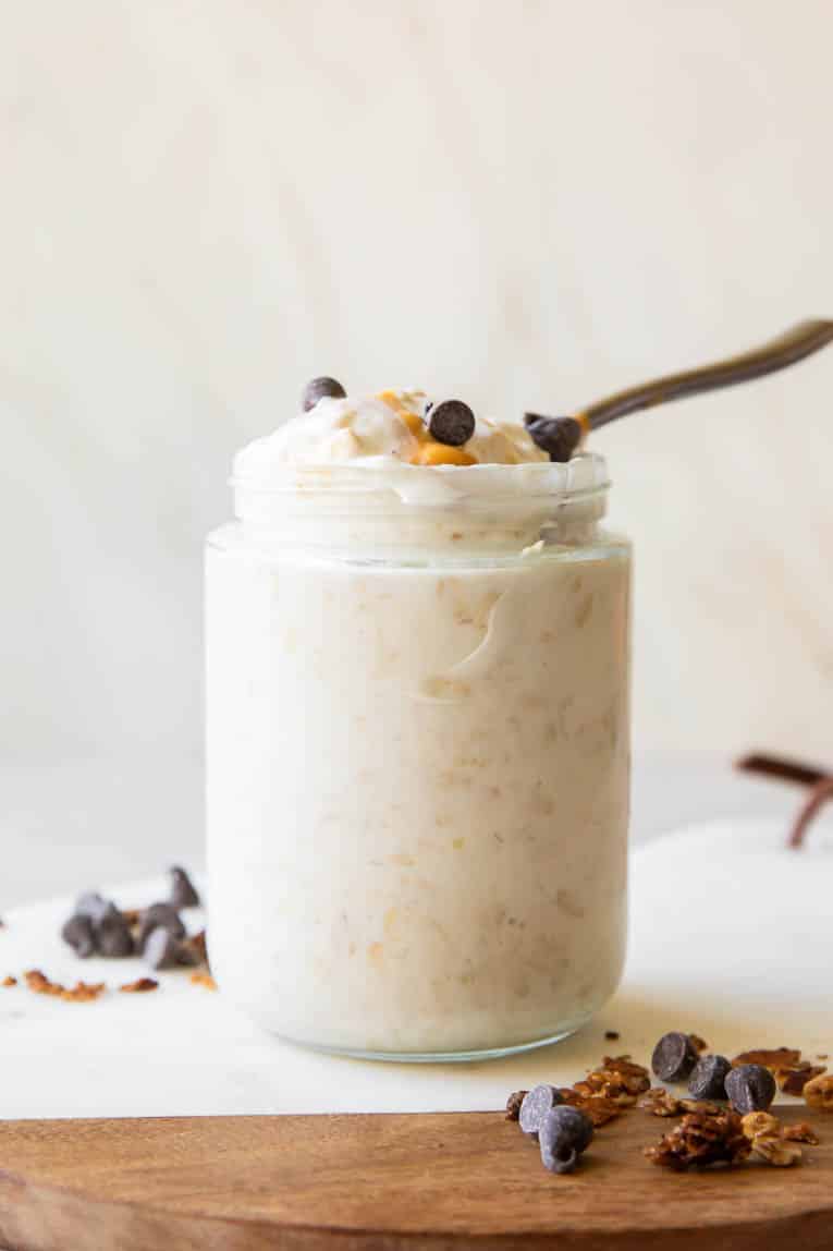 Across photo of chocolate peanut butter overnight oats.