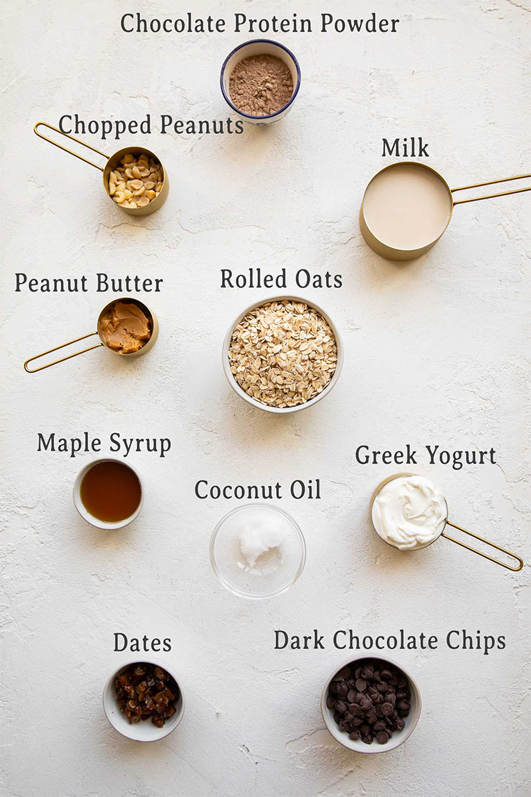 Ingredients for Snickers Overnight Oats recipe.