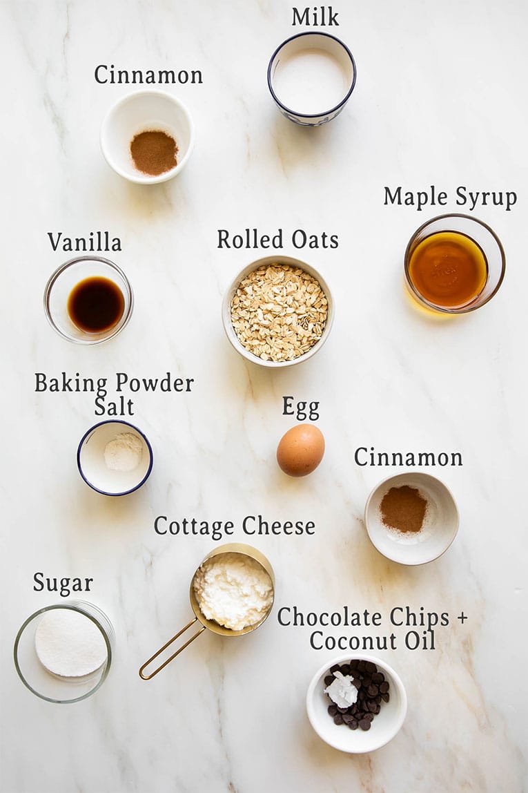 Ingredients for Churro Cheesecake Baked Oats recipe.