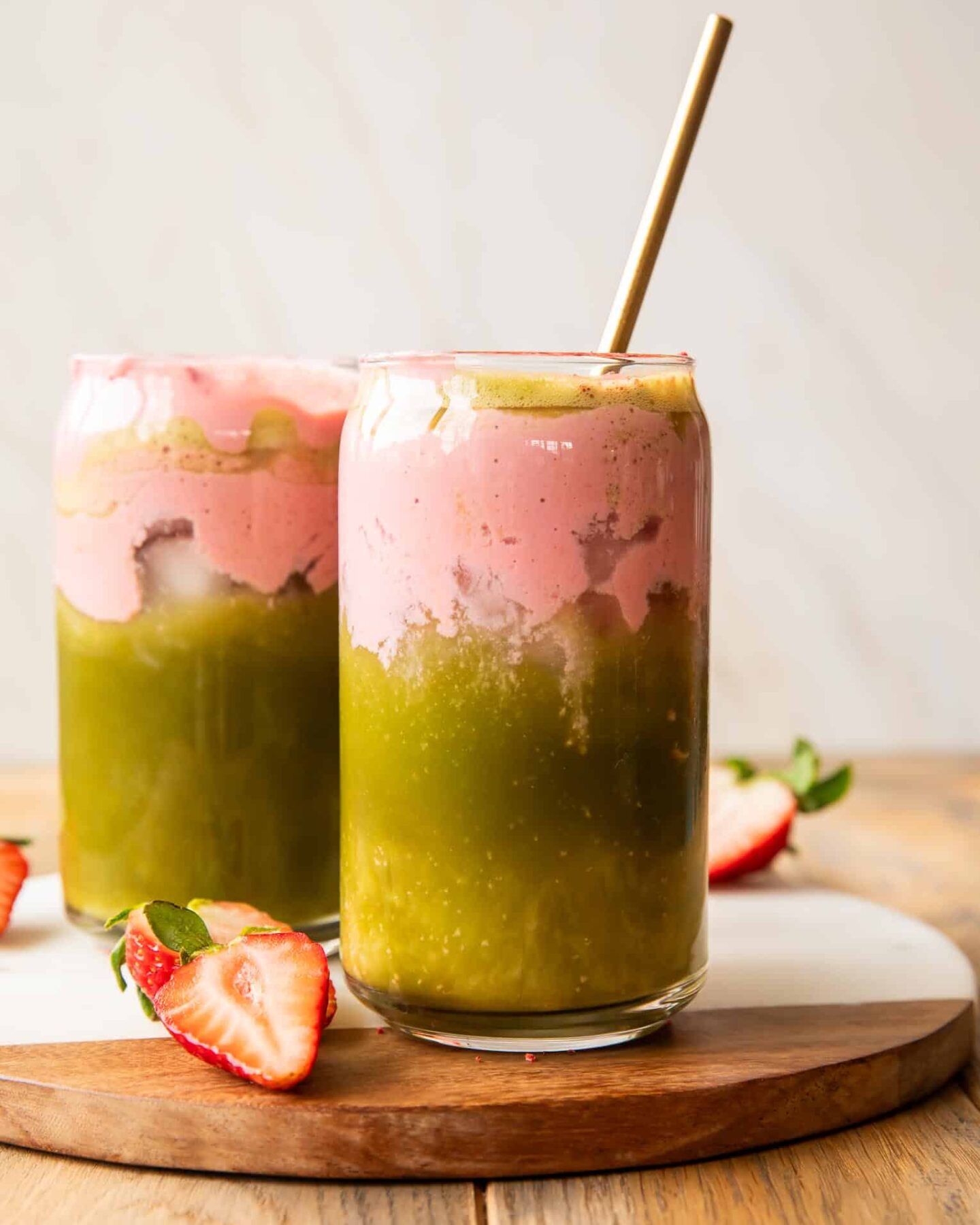 Strawberry cloud matcha in two glasses.